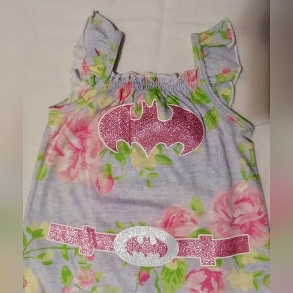 🔥SALE🔥 Supergirl Superhero Baby Girls Onesie Bodysuit NWT Size 0-3 Months - Picture 2 of 6